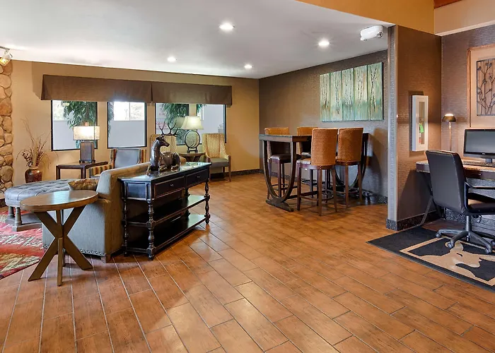 Best Western Plus Deer Park Hotel And Suites